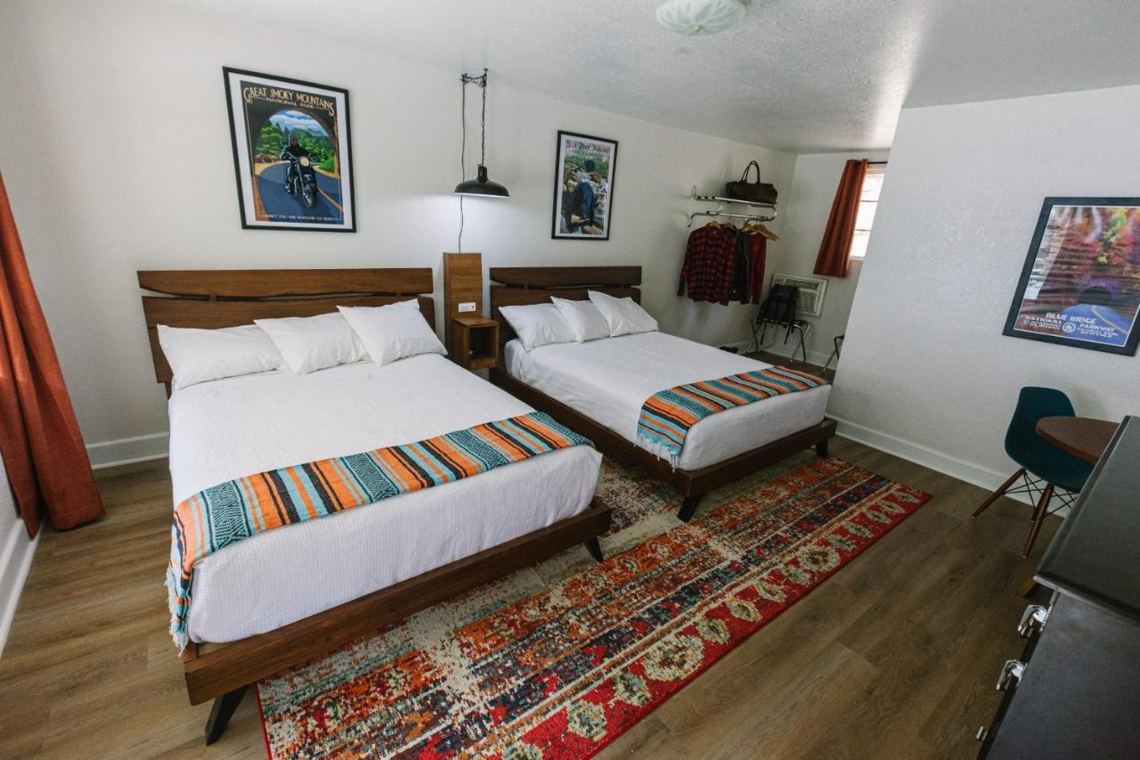 Route 19 Inn Maggie Valley Exterior photo